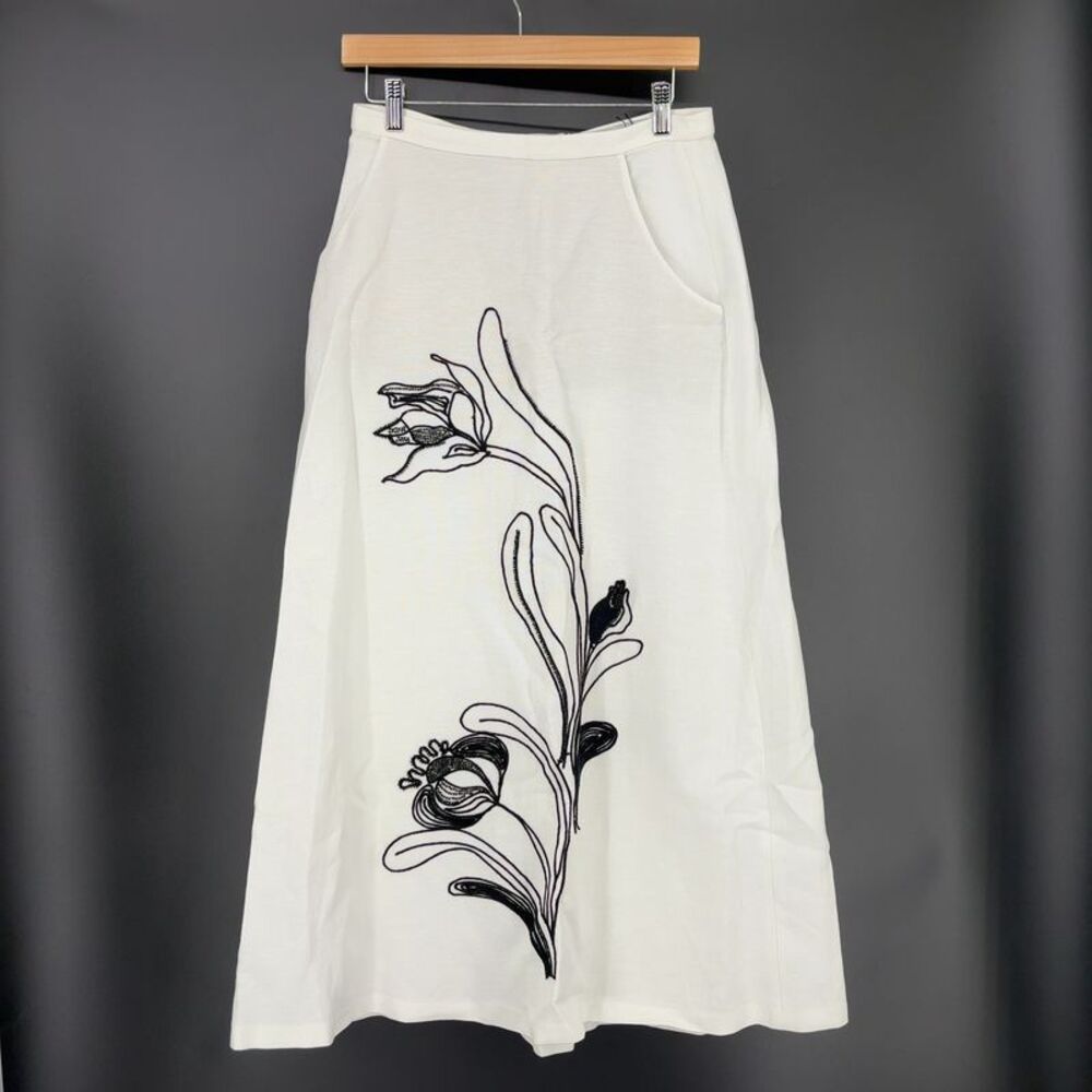 Zara White Linen Skirt with Black Floral Embroidery